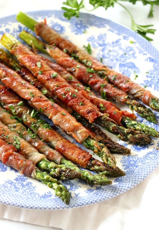 Simple Asparagus Appetizer - Prosciutto Wrapped.